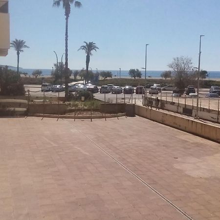 Pieds Dans L Eau Linges De Maison Inclus Empuriabrava Kültér fotó